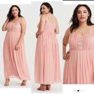 Torrid- blush pink dress size:2